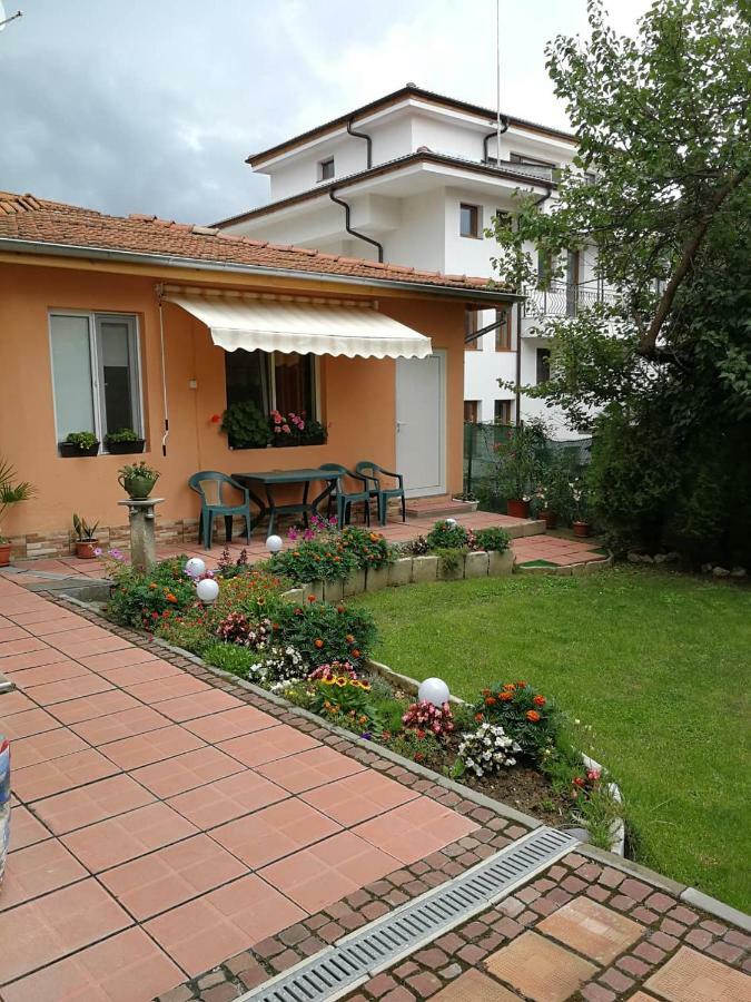 Studio Stonel Veliko Tărnovo Exterior foto